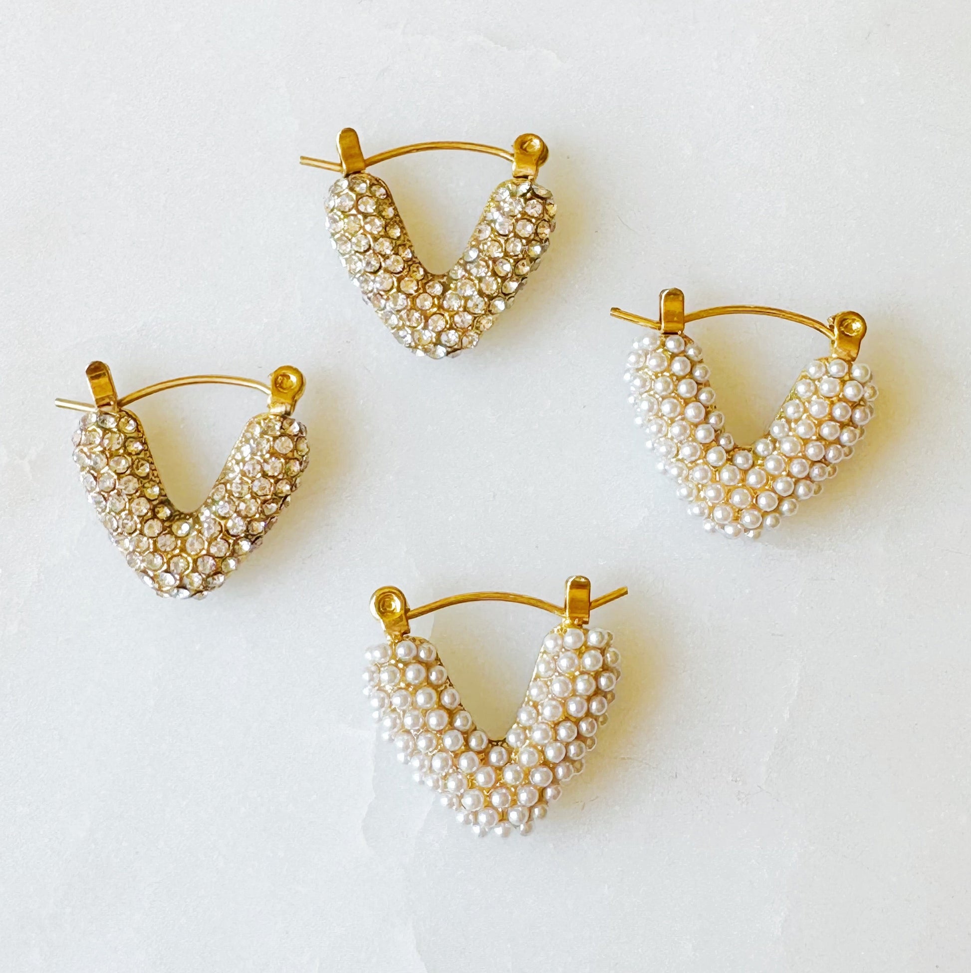 V Shape Classy Hoop Earrings-0