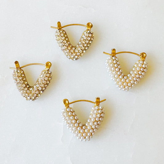 V Shape Classy Hoop Earrings-0